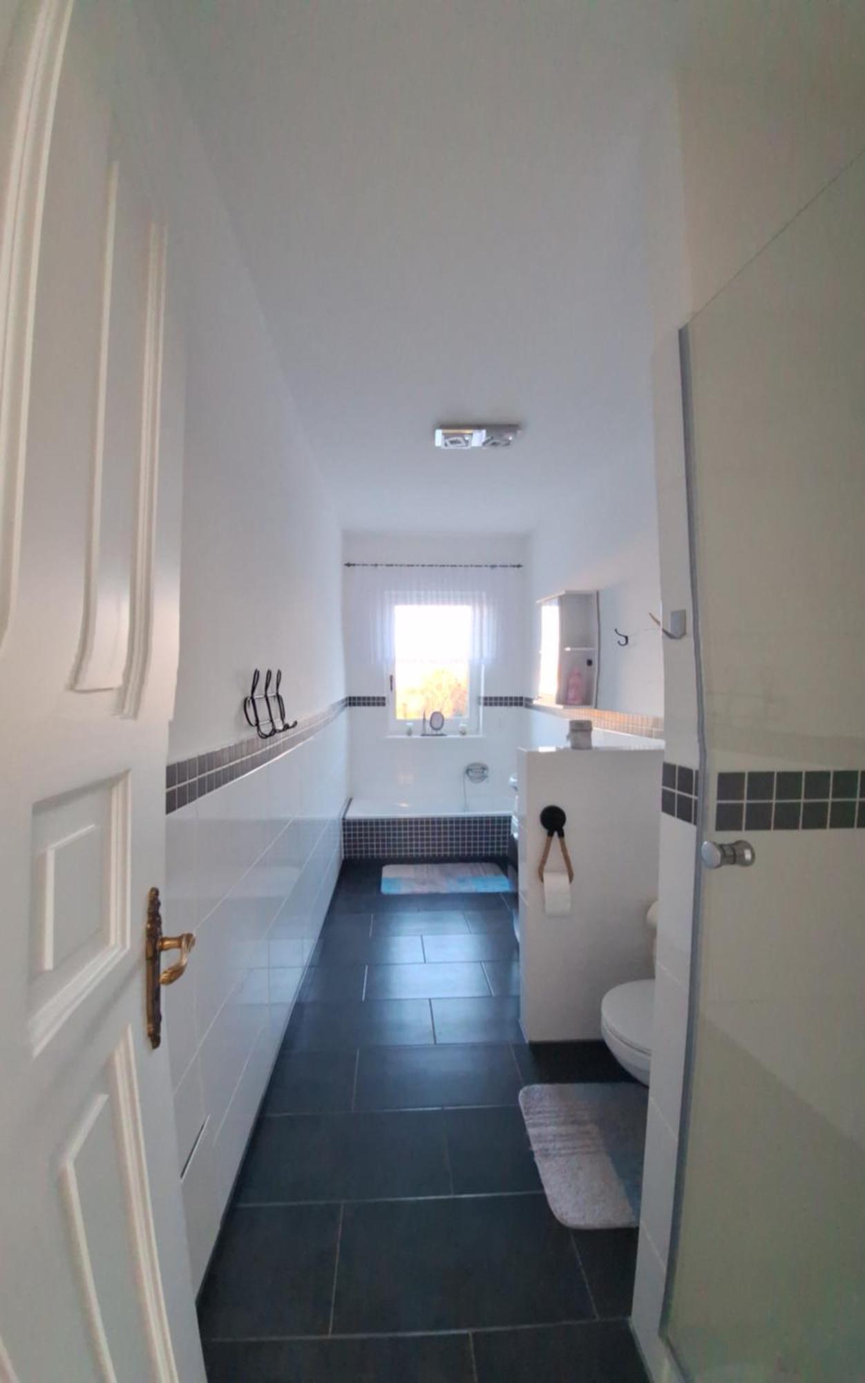 Ferienwohnung Lindenblick Ahrensfelde Bagian luar foto