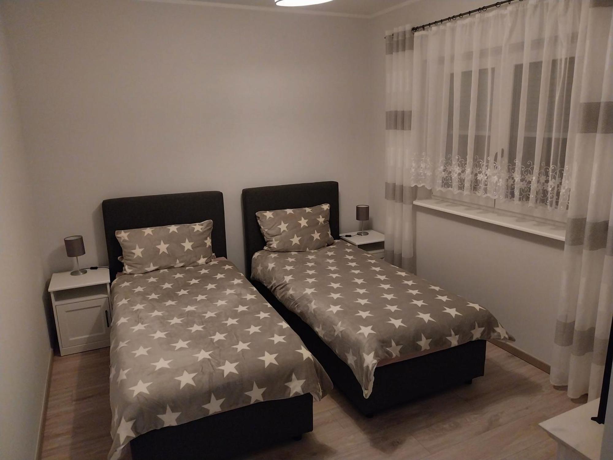Ferienwohnung Lindenblick Ahrensfelde Bagian luar foto